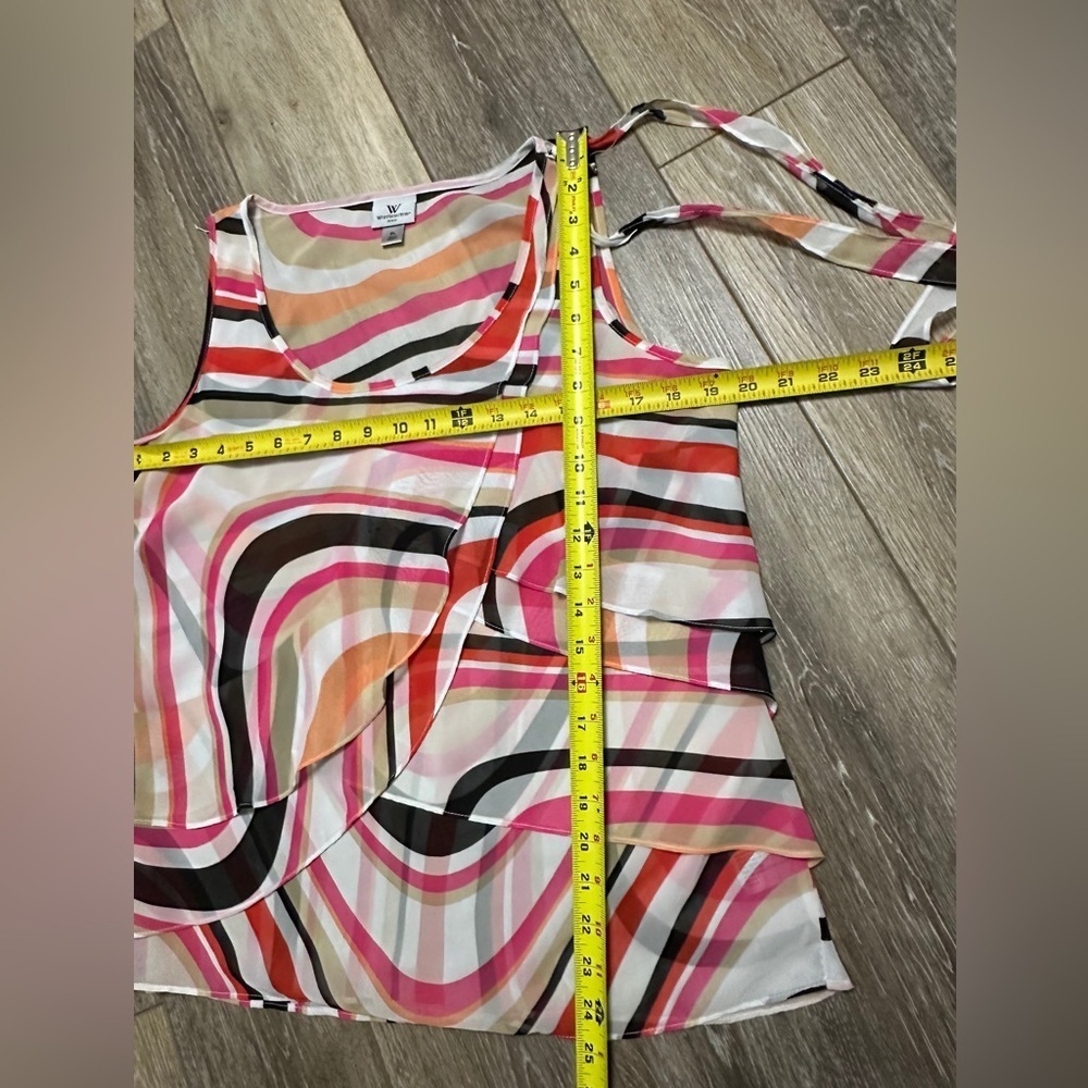 🛍️Worthington (petite) beautiful multi color sleeveless Top size PL excellent.